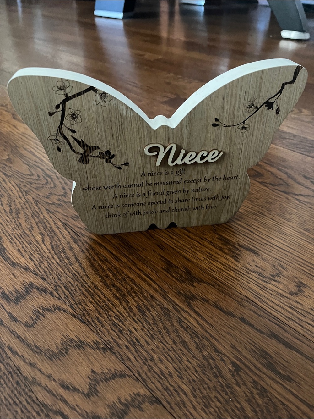 Niece plaque like new hang or stand 8x5